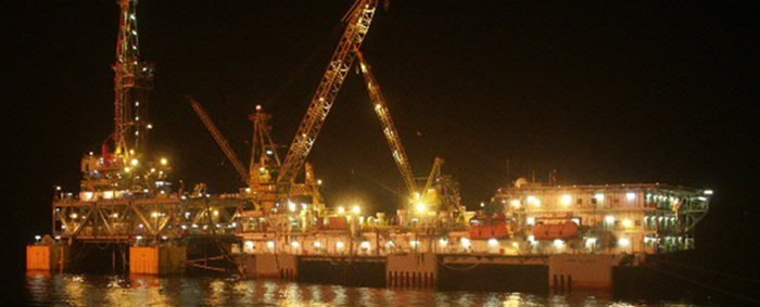 oilrig_back3.jpg