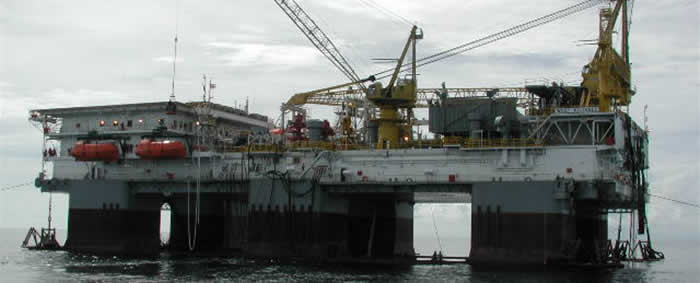 oilrig_back5.jpg
